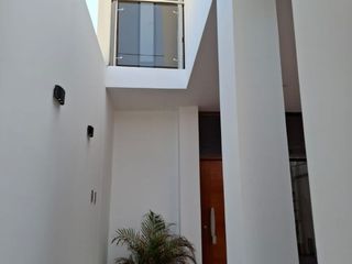 Casa en venta en Urb Alameda Country Club - Castilla - Piura