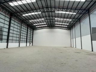 Foto 12 de BODEGAS DE ALQUILER EN CENTRO LOGÍSTICO ITULCACHI, PIFO, CERCA AL AEROPUERTO MARISCAL SUCRE