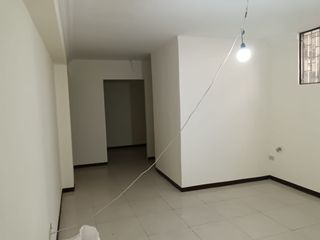Foto 2 de Departamento de alquiler en Kennedy Norte, Planta Baja, 140 m2