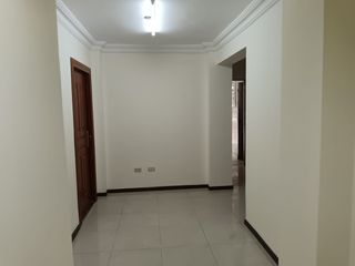 Foto 5 de Departamento de alquiler en Kennedy Norte, Planta Baja, 140 m2
