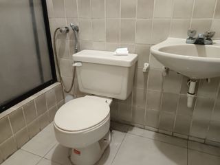 Foto 14 de Departamento de alquiler en Kennedy Norte, Planta Baja, 140 m2