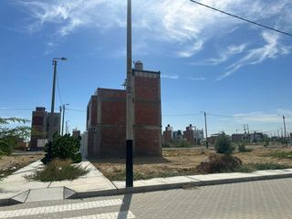 Foto 3 de VENTA DE TERRENO EN EXCELENTE UBICACION –URB. ALAMEDAD COUNTRY CLUB