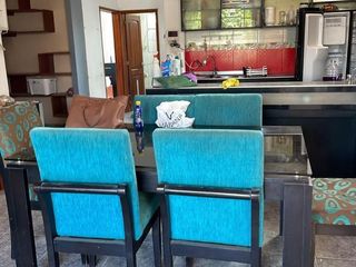 Foto 3 de TARAPOTO VENDO CASA CON LOCAL COMERCIAL 240 M² 3 PISOS