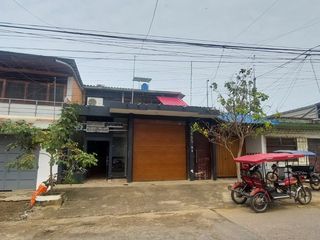 Foto 10 de TARAPOTO VENDO CASA CON LOCAL COMERCIAL 240 M² 3 PISOS