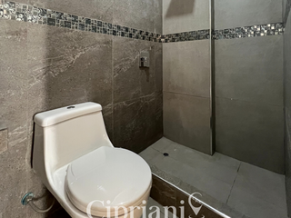 Foto 11 de 𝗗𝗘𝗣𝗔𝗦 𝗗𝗘 𝗘𝗦𝗧𝗥𝗘𝗡𝗢 𝗘𝗡 𝗦𝗔𝗡 𝗝𝗨𝗔𝗡 𝗗𝗘 𝗠𝗜𝗥𝗔𝗙𝗟𝗢𝗥𝗘𝗦