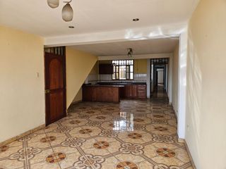 Foto 7 de ¡En Venta! Casa De 3 Pisos En Plena Avenida Tupac Amaru (LPADILLA)