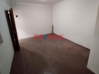 Se Vende Funcional Departamento Proximo Al Emporio Comercial De Gamarra