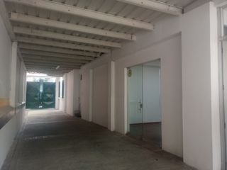 Foto 1 de VENDO  CASA CON  BUENA  VALORIZACION
