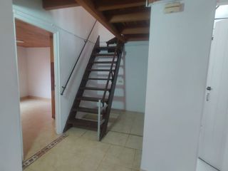 Foto 3 de HERMOSA CASA