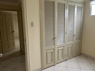 Foto 33 de muy amplio departamento alquilo en $900 o vendo en $130000