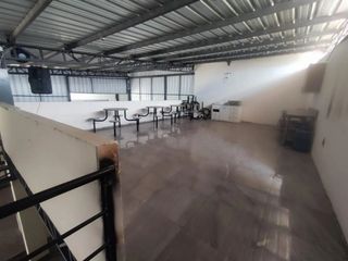 PROPIEDAD COMERCIAL CON PLANTA DE ENFRIAMIENTO Y CONGELACION, BODEGA Y GALPON