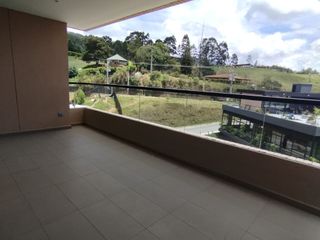 Foto 24 de HERMOSO APARTAMENTO