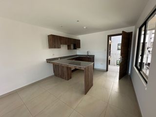 Foto 2 de SUITE EN VENTA CONOCOTO SECTOR DEAN BAJO