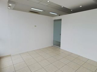 ALQUILO LOCAL COMERCIAL EN CENTRO COMERCIAL CHACARILLA, AV PRIMAVERA CDRA 2  PISO 2, CHACARILLA, SURCO