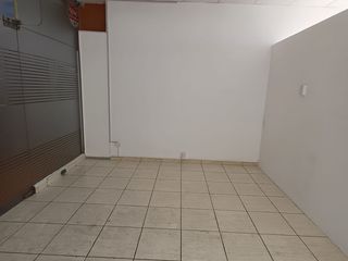 ALQUILO LOCAL COMERCIAL EN CENTRO COMERCIAL CHACARILLA, AV PRIMAVERA CDRA 2  PISO 2, CHACARILLA, SURCO