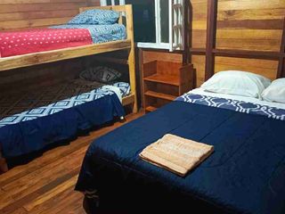 Foto 15 de ✅ RENTA DE CABAÑA DOS DORMITORIOS PARA SEIS PERSONAS CON ÁREA DE DESCANSO (MINDO-ECUADOR)