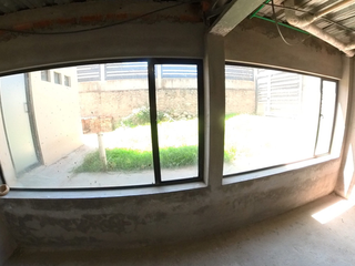 Foto 3 de CASA POR TERMINAR EN VENTA, SECTOR MISICATA, CUENCA, ECUADOR