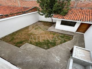 ATN(C1828) CASA COMERCIAL EN RENTA, COLEGIO OBLATAS - CALLE LARGA