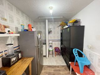 PROPIEDAD COMERCIAL EN VENTA CON DOS LOCALES Y APARTAMENTO EN LOS PATIOS