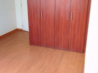 Foto 5 de VENDO DUPLEX 150m2 LOS OLIVOS: EDIFICIO MODERNO