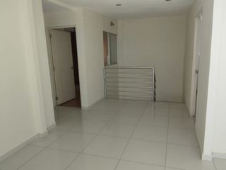 Foto 24 de VENDO DUPLEX 150m2 LOS OLIVOS: EDIFICIO MODERNO
