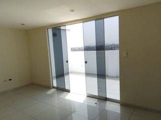Foto 26 de VENDO DUPLEX 150m2 LOS OLIVOS: EDIFICIO MODERNO