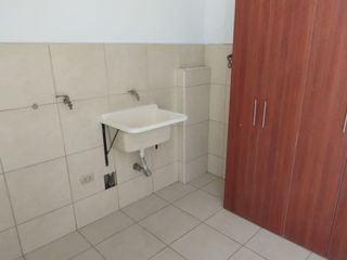 Foto 29 de VENDO DUPLEX 150m2 LOS OLIVOS: EDIFICIO MODERNO