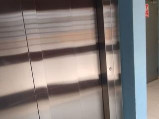 Foto 34 de VENDO DUPLEX 150m2 LOS OLIVOS: EDIFICIO MODERNO