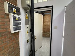 Foto 26 de se alquila edificio para oficina en zona centrica