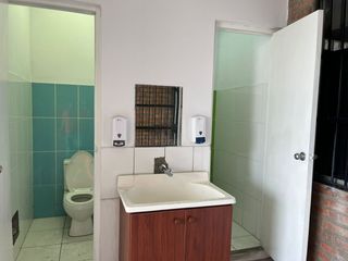 Foto 41 de se alquila edificio para oficina en zona centrica