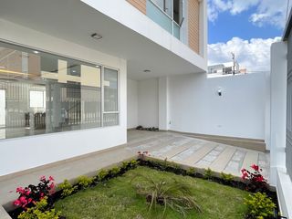 Foto 4 de Se vende casa cuatro habitaciones a estrenar al sur de la ciudad de Loja