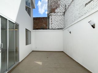 Foto 11 de Se vende casa cuatro habitaciones a estrenar al sur de la ciudad de Loja