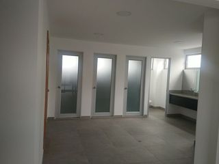 Foto 17 de Vendo Departamento de 3 Habitaciones. Sector Hospital de Solca