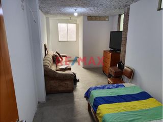 Foto 3 de VENTA DE CASA EN AV. GRAU - CERCA HOSPITAL 2 DE MAYO