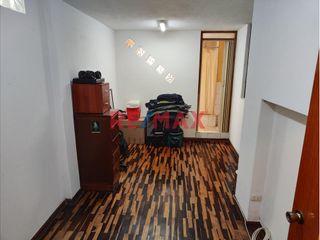 Foto 4 de VENTA DE CASA EN AV. GRAU - CERCA HOSPITAL 2 DE MAYO