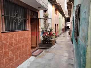 Foto 2 de VENTA DE CASA EN AV. GRAU - CERCA HOSPITAL 2 DE MAYO