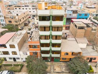 Foto 4 de Se vende Lindo Departamento en 3er Piso - A espalda del parque del trabajo y costado de Colegio Sabogal