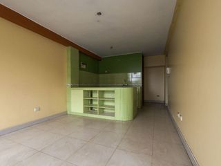 Foto 2 de Se vende Departamento en 2do Piso - A espalda del parque del trabajo y costado de Colegio Sabogal