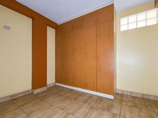 Foto 5 de Se vende Departamento en 2do Piso - A espalda del parque del trabajo y costado de Colegio Sabogal