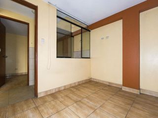 Foto 6 de Se vende Departamento en 2do Piso - A espalda del parque del trabajo y costado de Colegio Sabogal