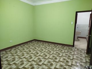 Foto 4 de VENTA DE DEPARTAMENTO PRIMER PISO EN CHOSICA