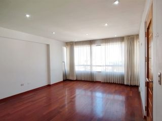 Foto 1 de VENTA DE DEPARTAMENTO EN AV COLLASUYO PRECIO DE OCASION
