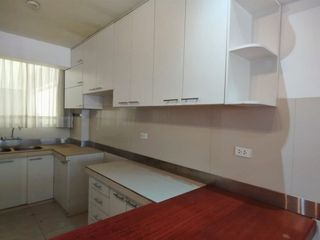 Foto 9 de VENTA DE DEPARTAMENTO EN AV COLLASUYO PRECIO DE OCASION