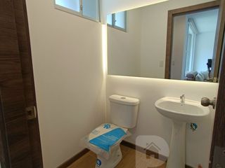 Foto 6 de Conocoto 3 dormitorios 2 parqueaderos. Aplica Crédito VIP Casa por estrenar en venta. Valle de los Chillos.