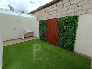 Foto 8 de Conocoto 3 dormitorios 2 parqueaderos. Aplica Crédito VIP Casa por estrenar en venta. Valle de los Chillos.