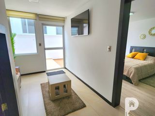 Foto 7 de La Armenia. Casa en venta por estrenar 3 dormitorios. Con piscina. Frente al Parque Metropolitano. Valle de los Chillos 3 plantas.