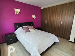 Foto 11 de La Armenia. Casa en venta por estrenar 3 dormitorios. Con piscina. Frente al Parque Metropolitano. Valle de los Chillos 3 plantas.
