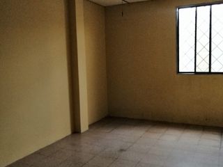 Foto 4 de CASA EN VENTA – SAMANES 2