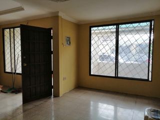 Foto 7 de CASA EN VENTA – SAMANES 2