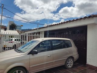 Foto 5 de VENDO CASA - CEDRITOS - BOGOTÁ - UN PISO - 272 m2